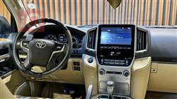 تۆیۆتا لاند کروزەر